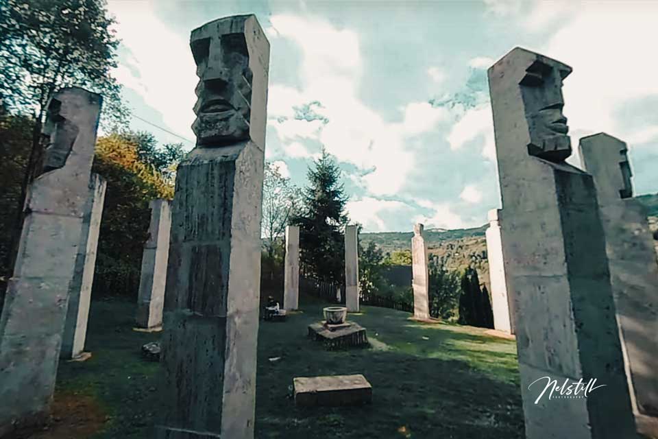 Mausoleul Eroilor din Moisei din Maramureş 