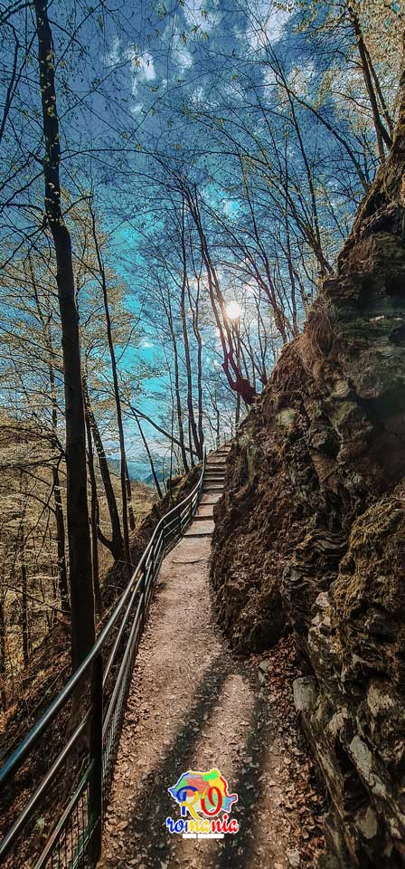 Pestera Sfântului Ioan de la Mănăstirea Prislop 