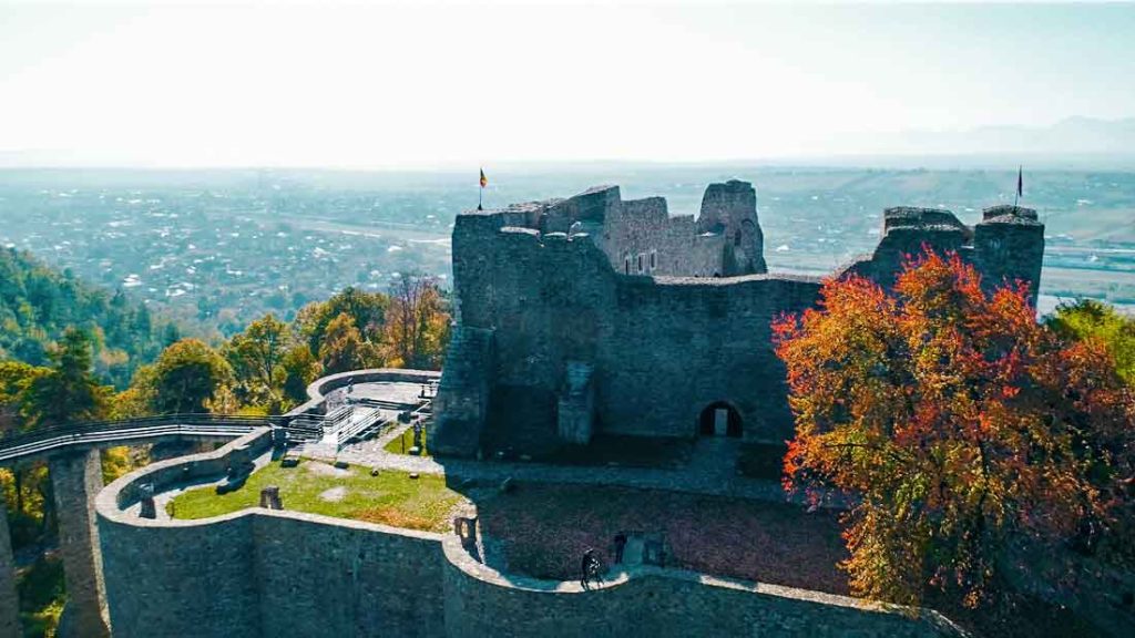 Foto din Drona Cetatea Neamt - cetăți din România 